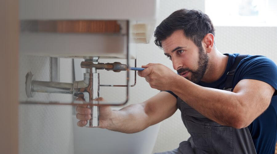 Garbage disposal repair in Cromwell, IA